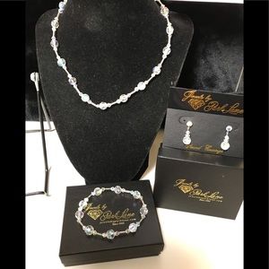 Park Lane Swarovski Crystal Jewelry set